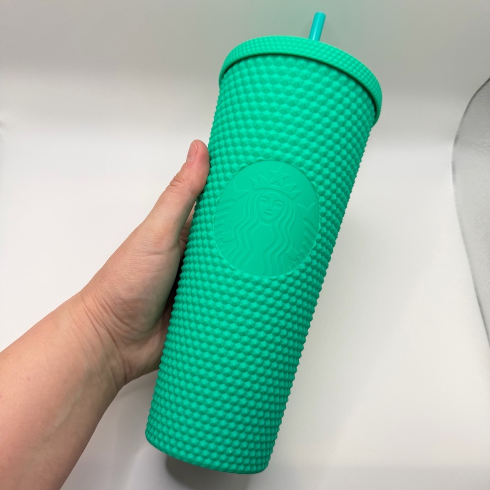 New Starbucks 2022 Mexico Green Soft Touch Studded Tumbler Cold Cup Venti